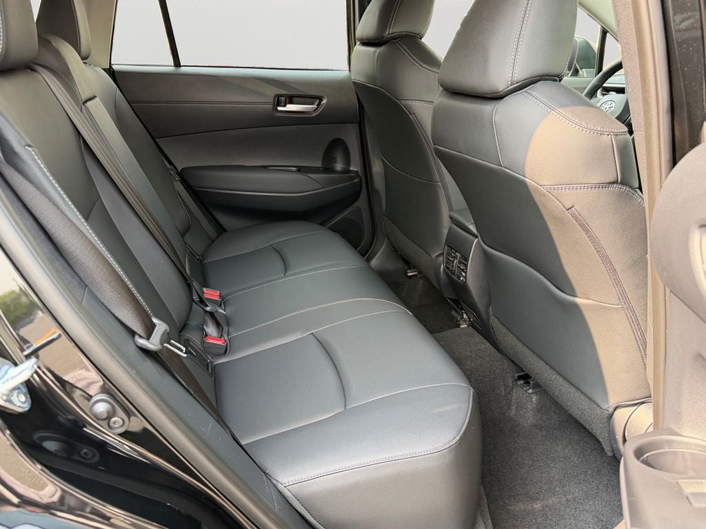 2026 Toyota Corolla Cross XLE "Moonroof"