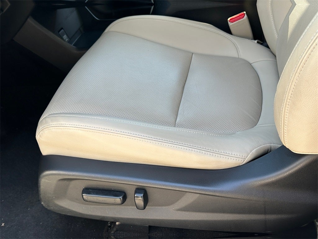 2018 Honda Clarity Plug-In Hybrid Touring - Low Miles! Certified!