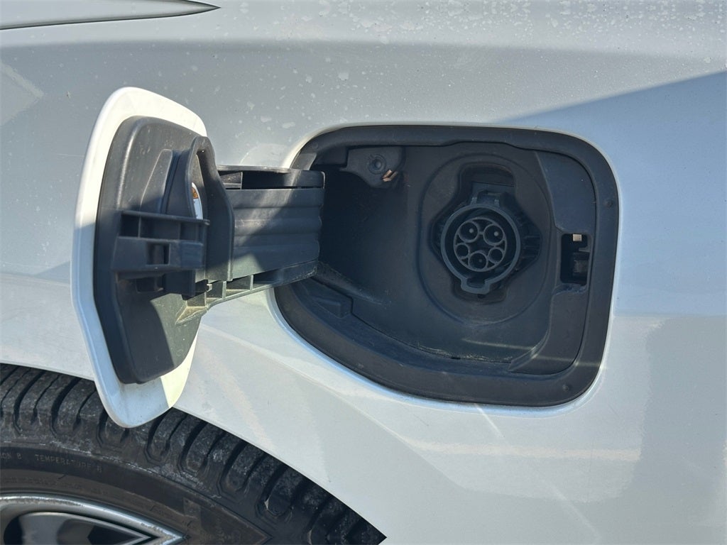 2018 Honda Clarity Plug-In Hybrid Touring - Low Miles! Certified!