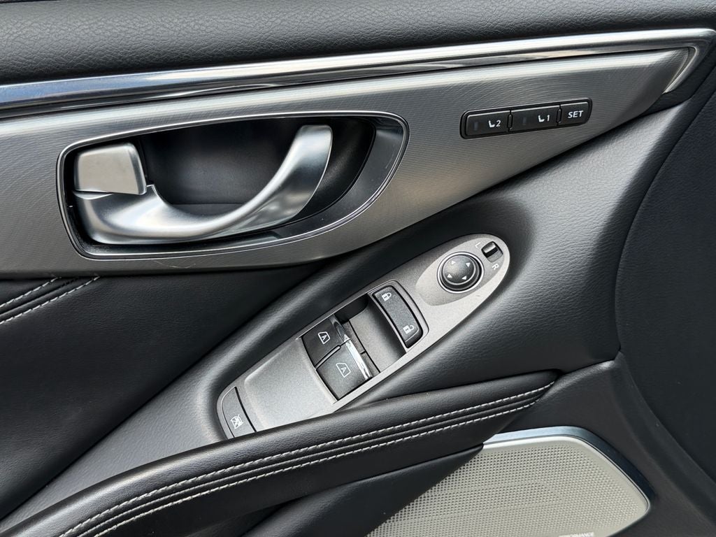 2018 INFINITI Q60 3.0t LUXE