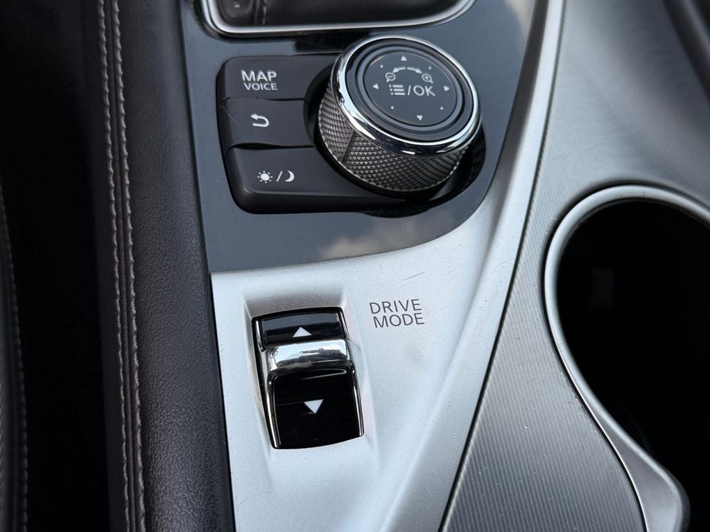 2018 INFINITI Q60 3.0t LUXE