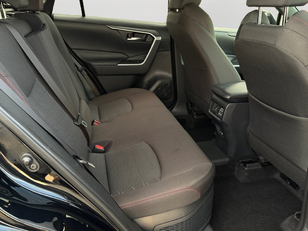 2024 Toyota RAV4 Prime SE