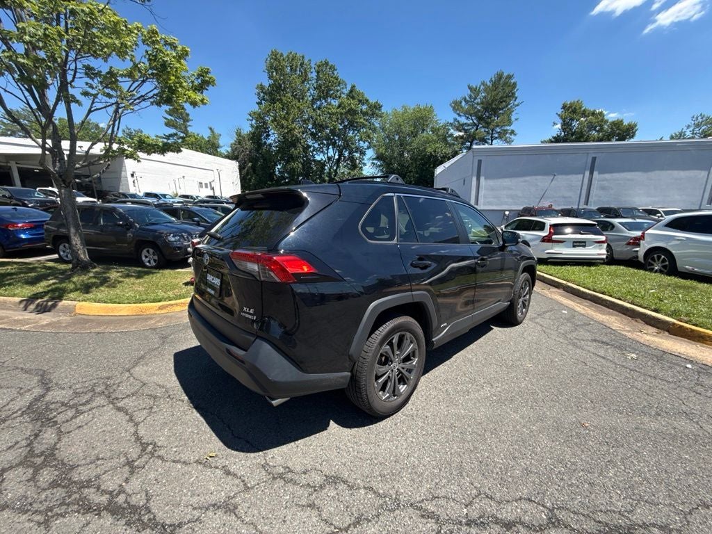 2022 Toyota RAV4 Hybrid XLE Premium