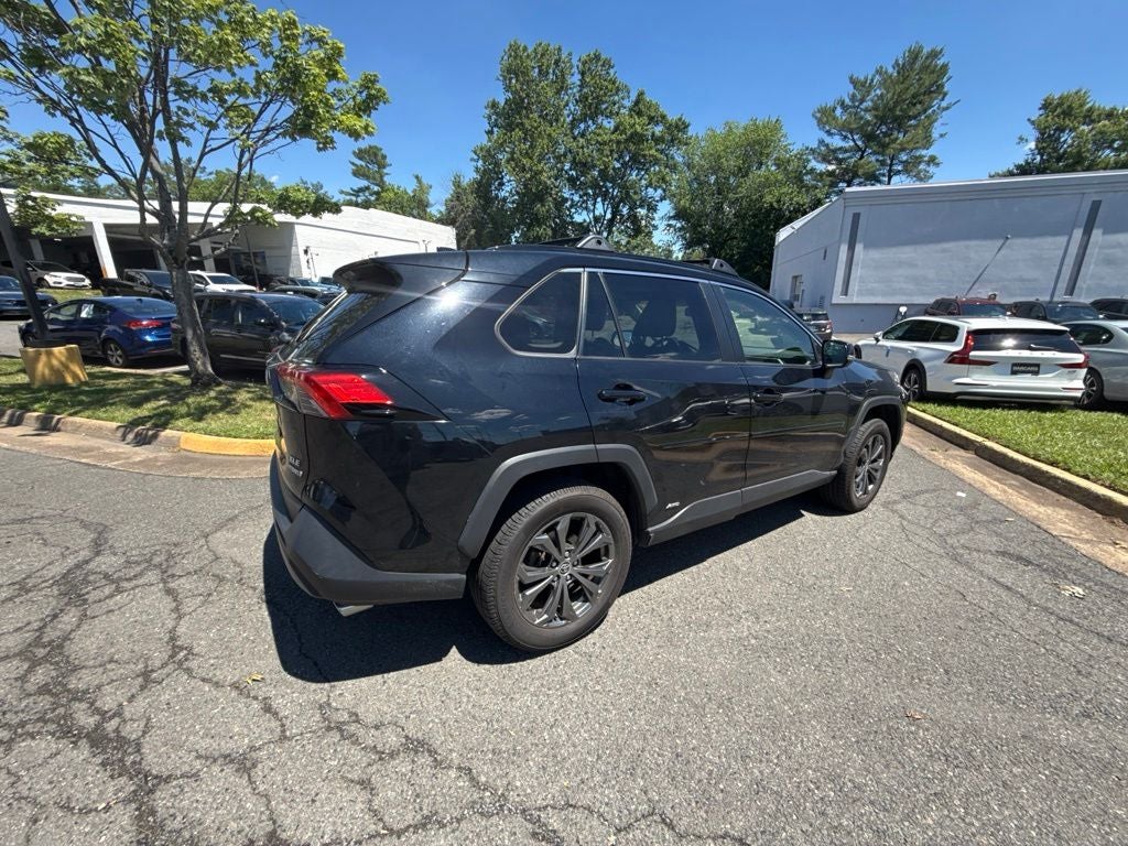 2022 Toyota RAV4 Hybrid XLE Premium