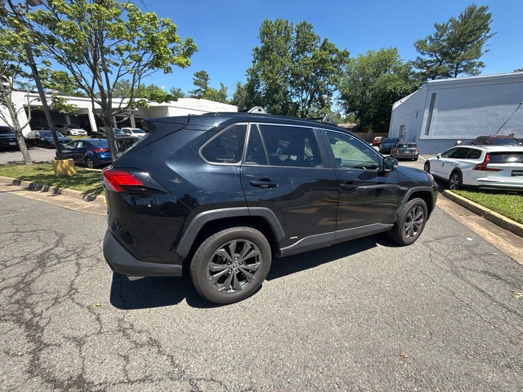 2022 Toyota RAV4 Hybrid XLE Premium
