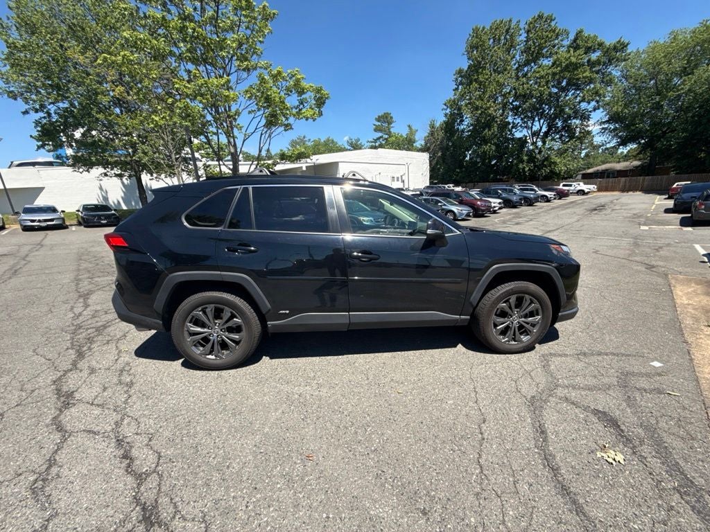 2022 Toyota RAV4 Hybrid XLE Premium