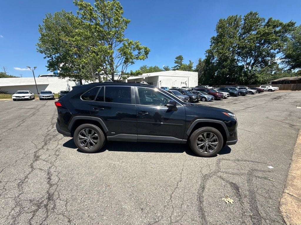 2022 Toyota RAV4 Hybrid XLE Premium