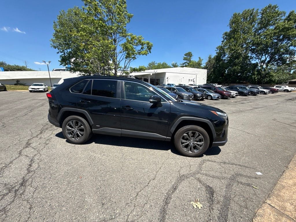 2022 Toyota RAV4 Hybrid XLE Premium