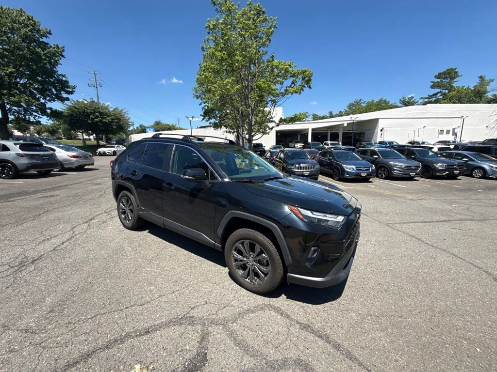 2022 Toyota RAV4 Hybrid XLE Premium