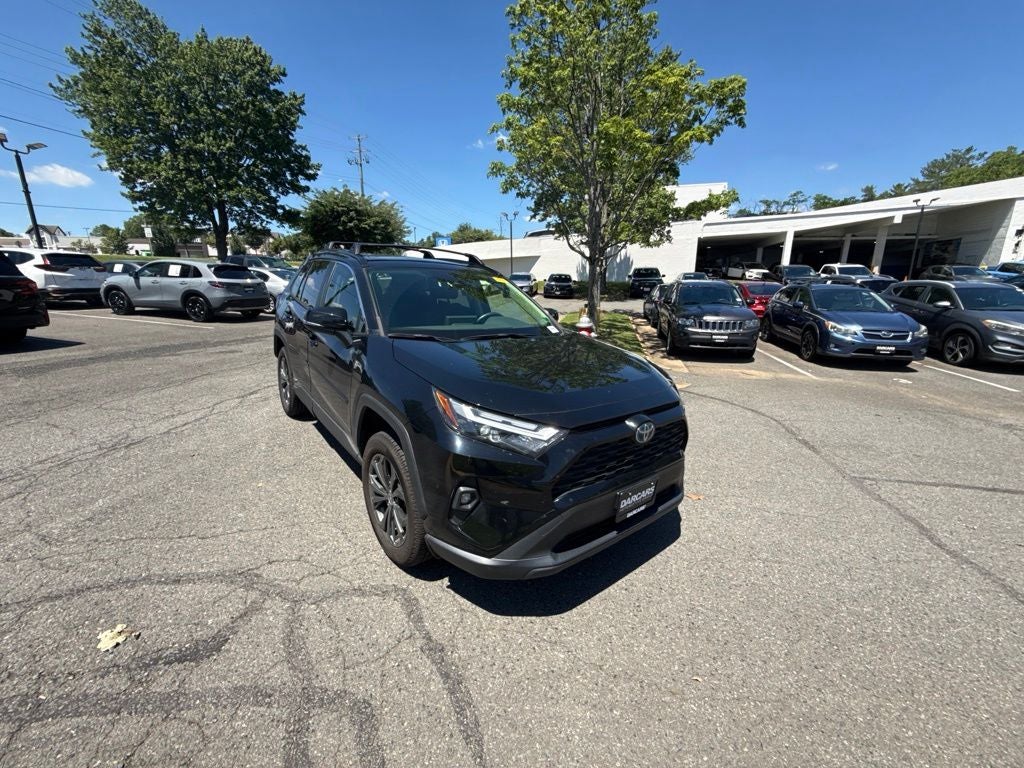 2022 Toyota RAV4 Hybrid XLE Premium