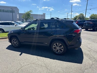 2022 Toyota RAV4 Hybrid XLE Premium