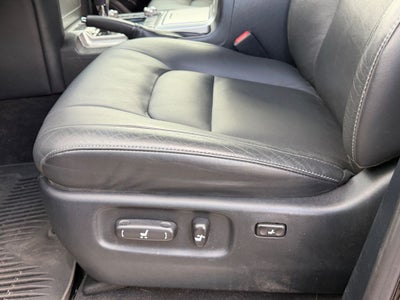 2019 Toyota Land Cruiser Base