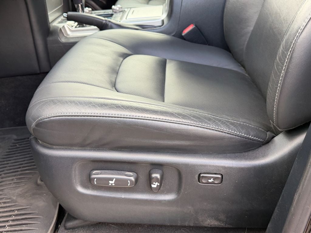 2019 Toyota Land Cruiser Base