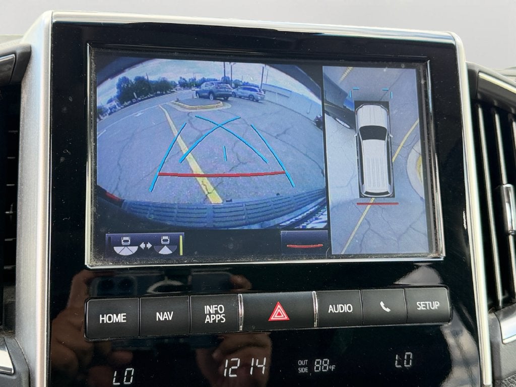 2019 Toyota Land Cruiser Base