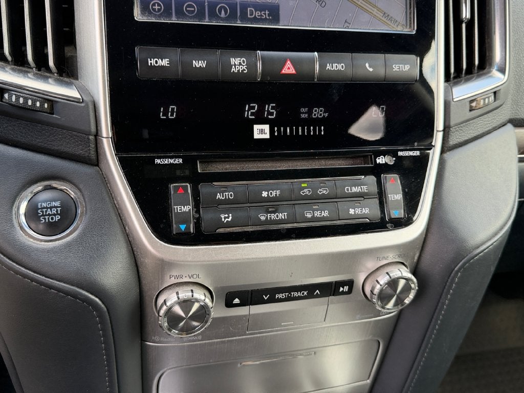 2019 Toyota Land Cruiser Base