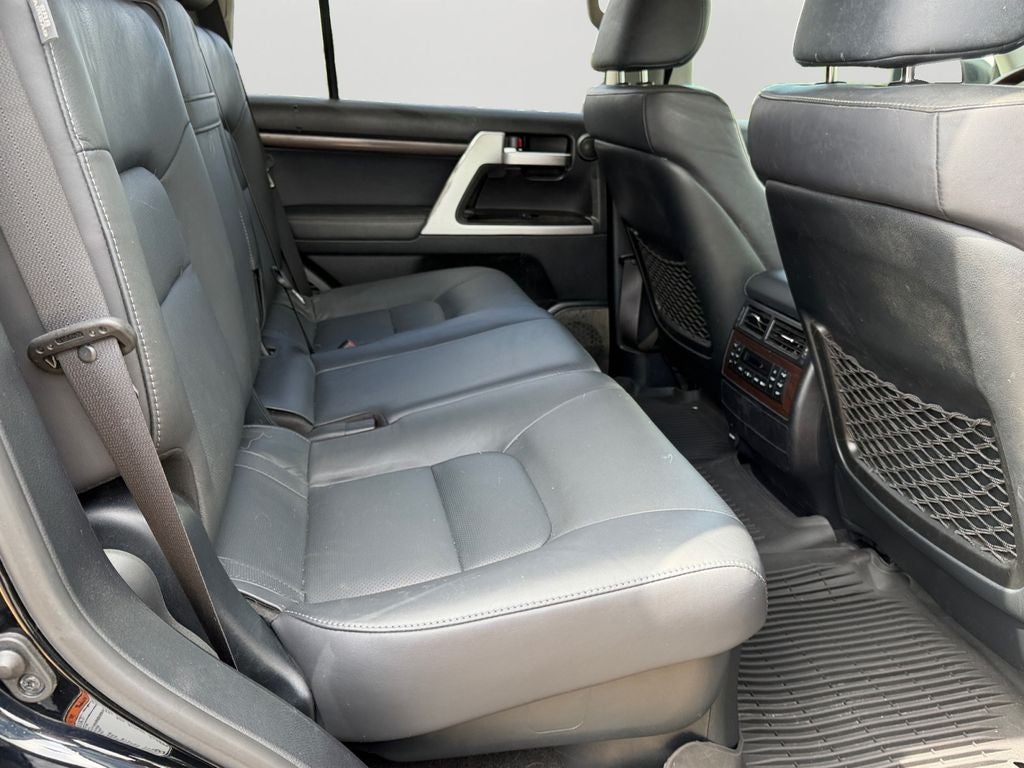 2019 Toyota Land Cruiser Base