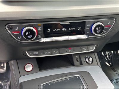 2019 Audi SQ5 3.0T Premium Plus quattro