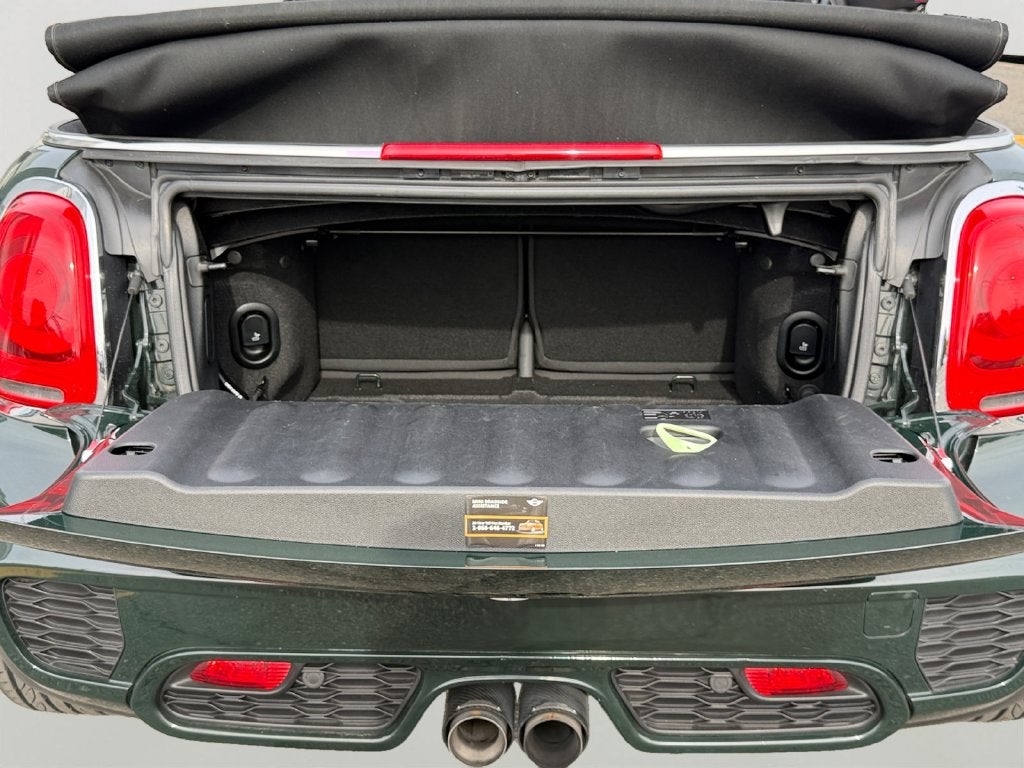 2017 MINI John Cooper Works Base