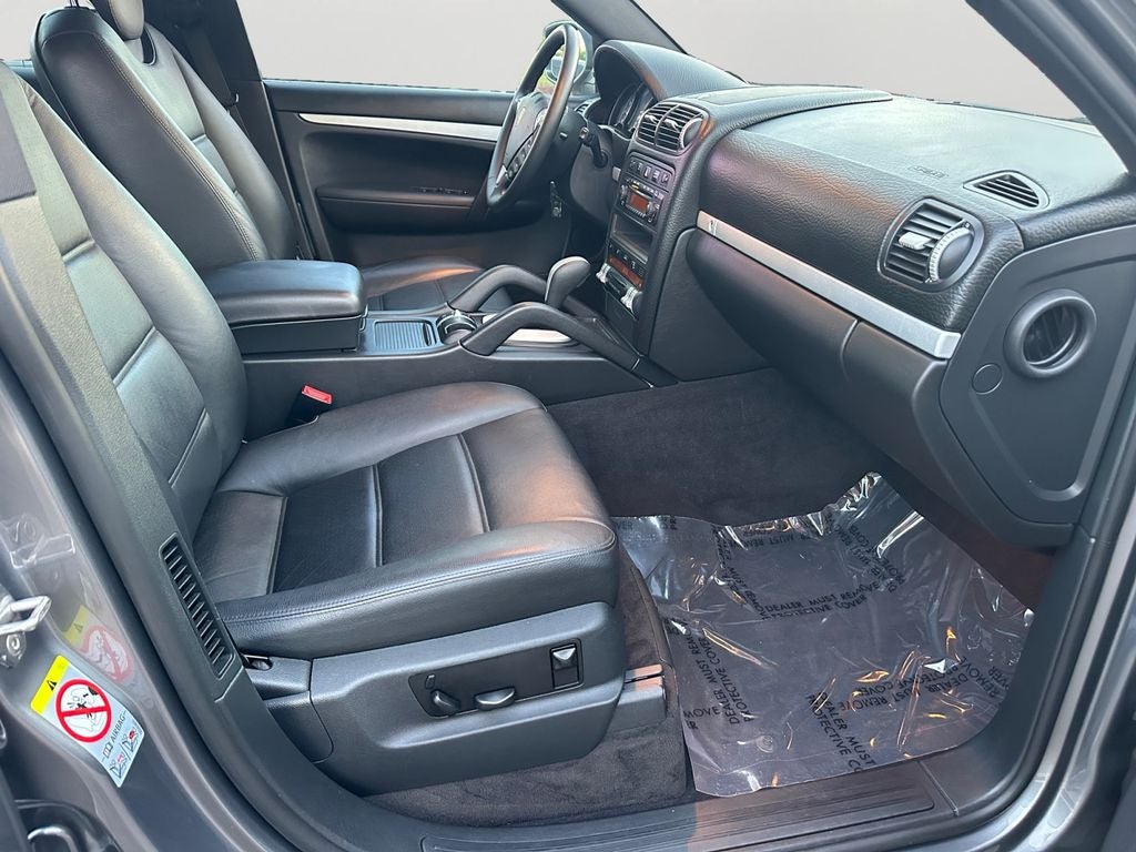 2008 Porsche Cayenne Base