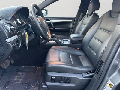 2008 Porsche Cayenne Base