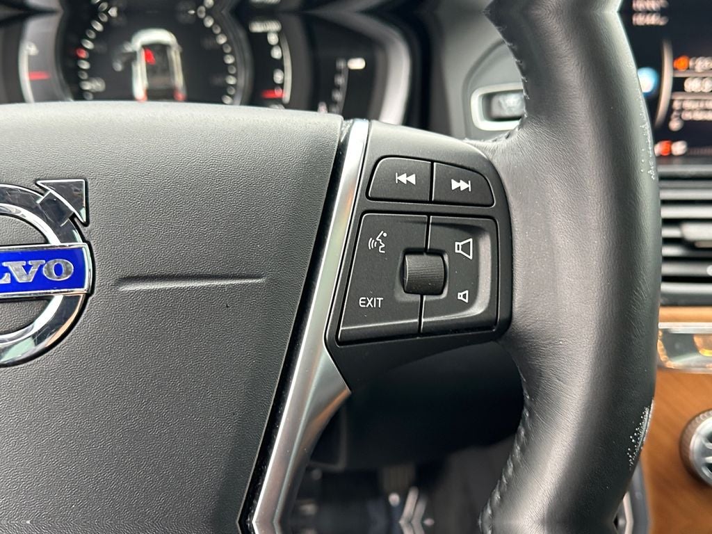 2017 Volvo XC60 T6 Inscription