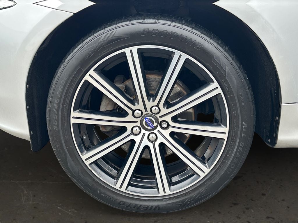 2017 Volvo XC60 T6 Inscription