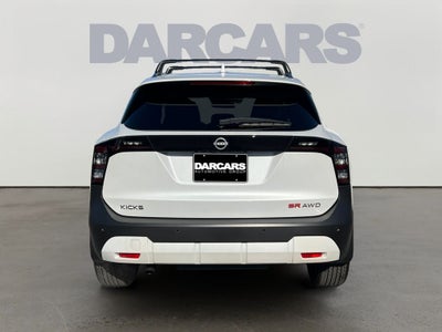 2025 Nissan Kicks SR