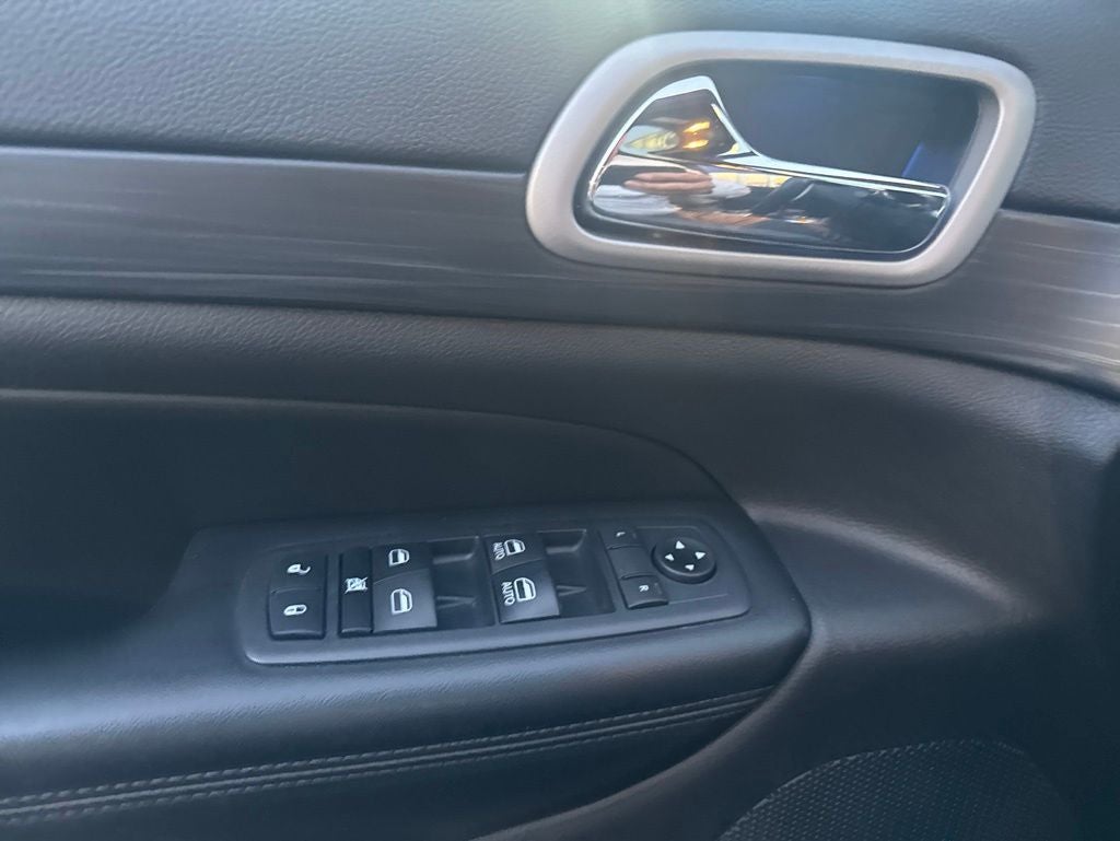 2020 Jeep Grand Cherokee Laredo