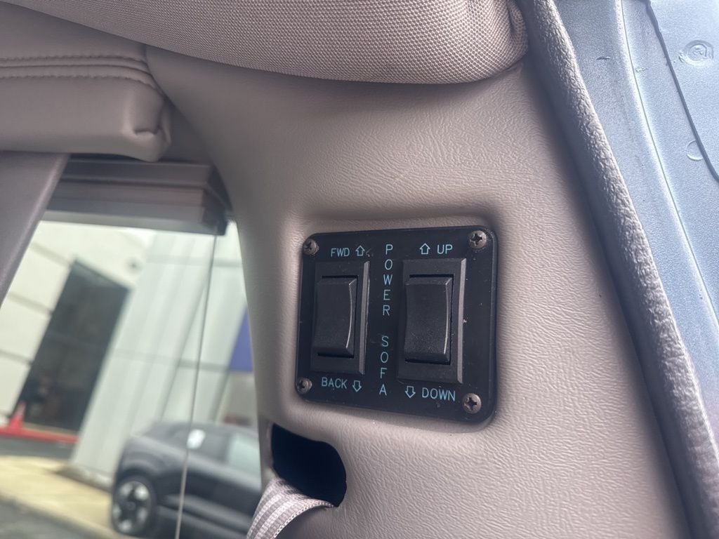 2013 Ford E-150 RV Explorer Limited SE