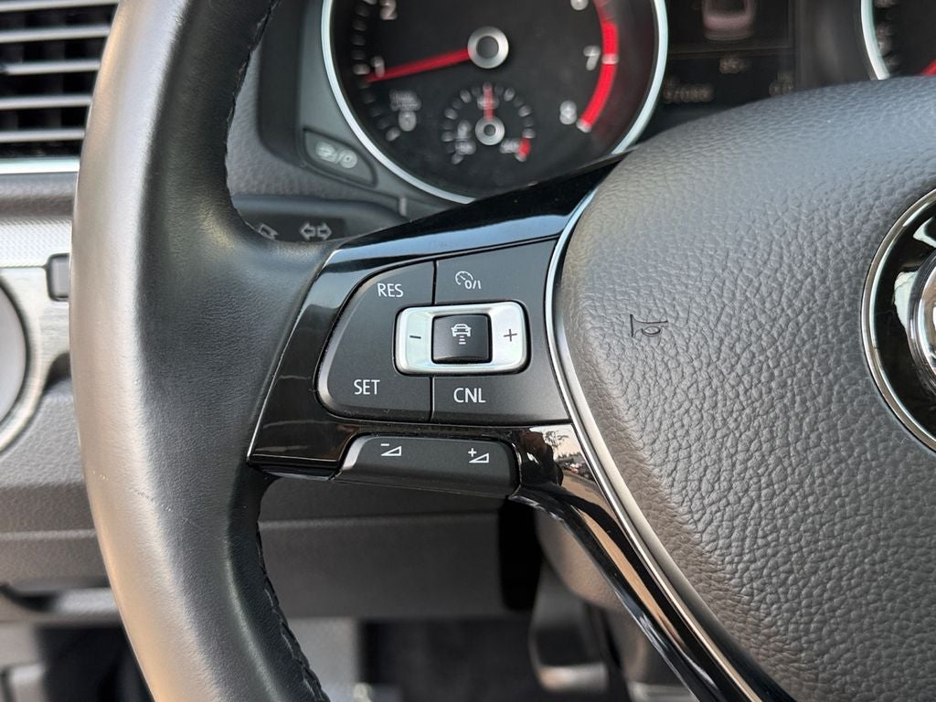 2017 Volkswagen Passat SEL Premium