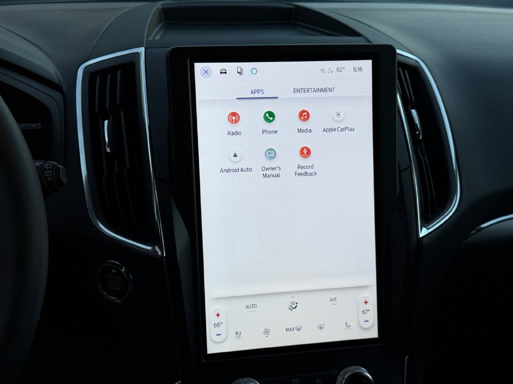 2024 Ford Edge Titanium
