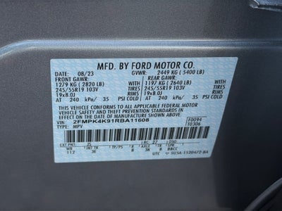 2024 Ford Edge Titanium