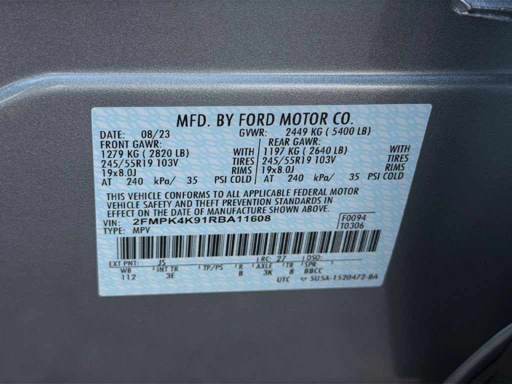 2024 Ford Edge Titanium