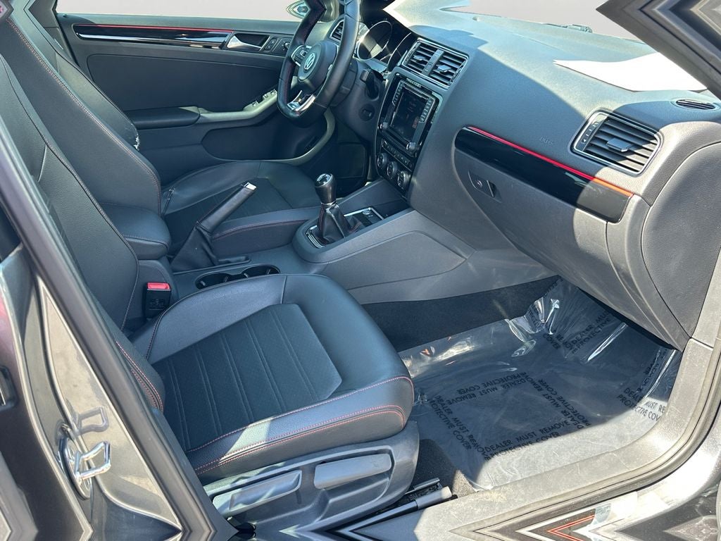 2016 Volkswagen Jetta 2.0T GLI SE 2.0