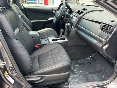 2014 Toyota Camry SE