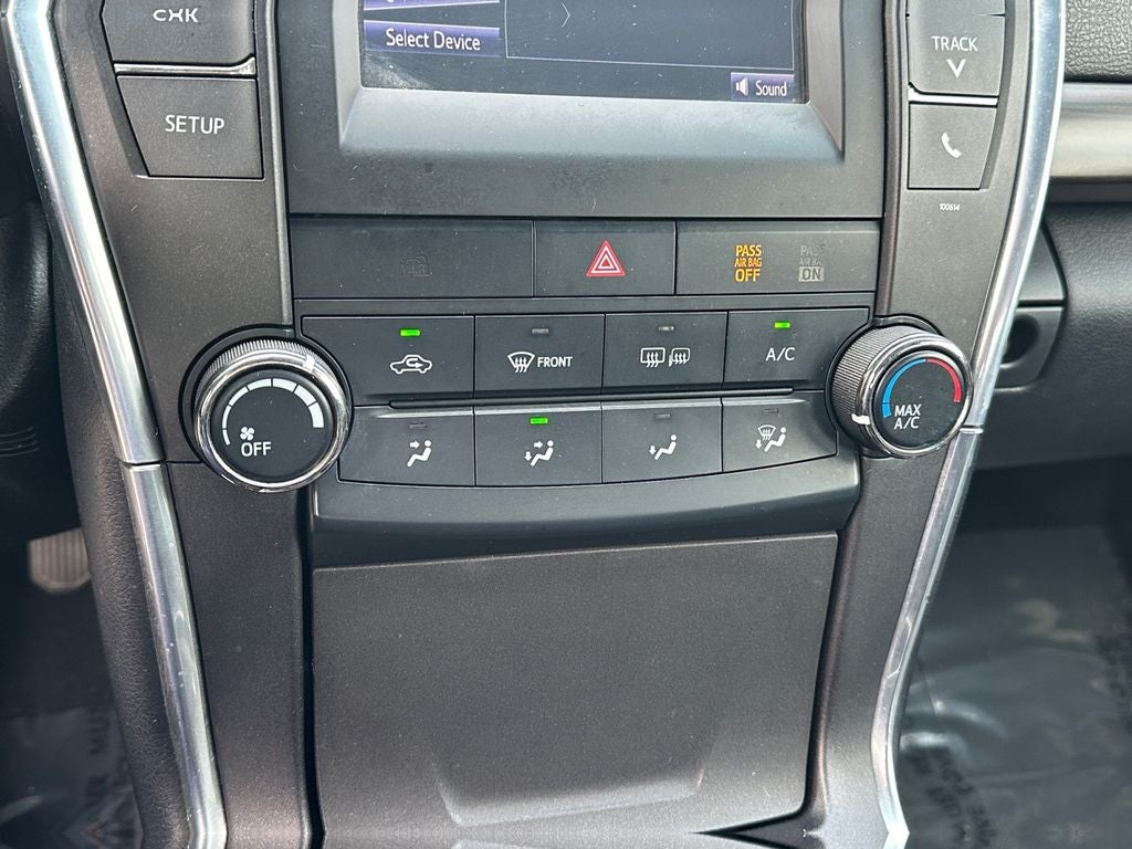 2016 Toyota Camry LE