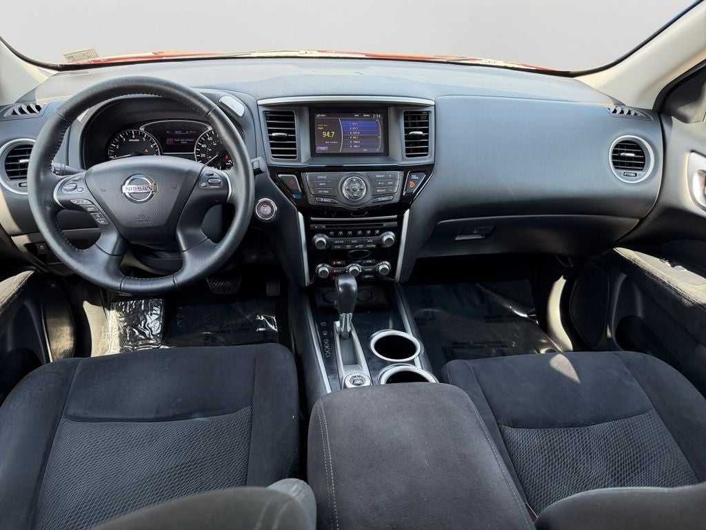 2015 Nissan Pathfinder SV