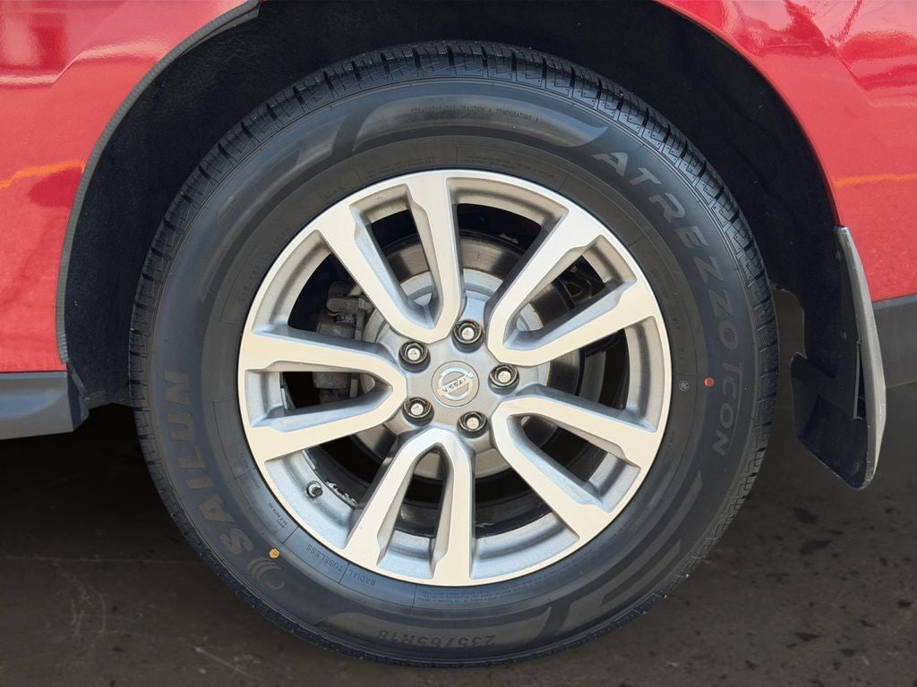2015 Nissan Pathfinder SV