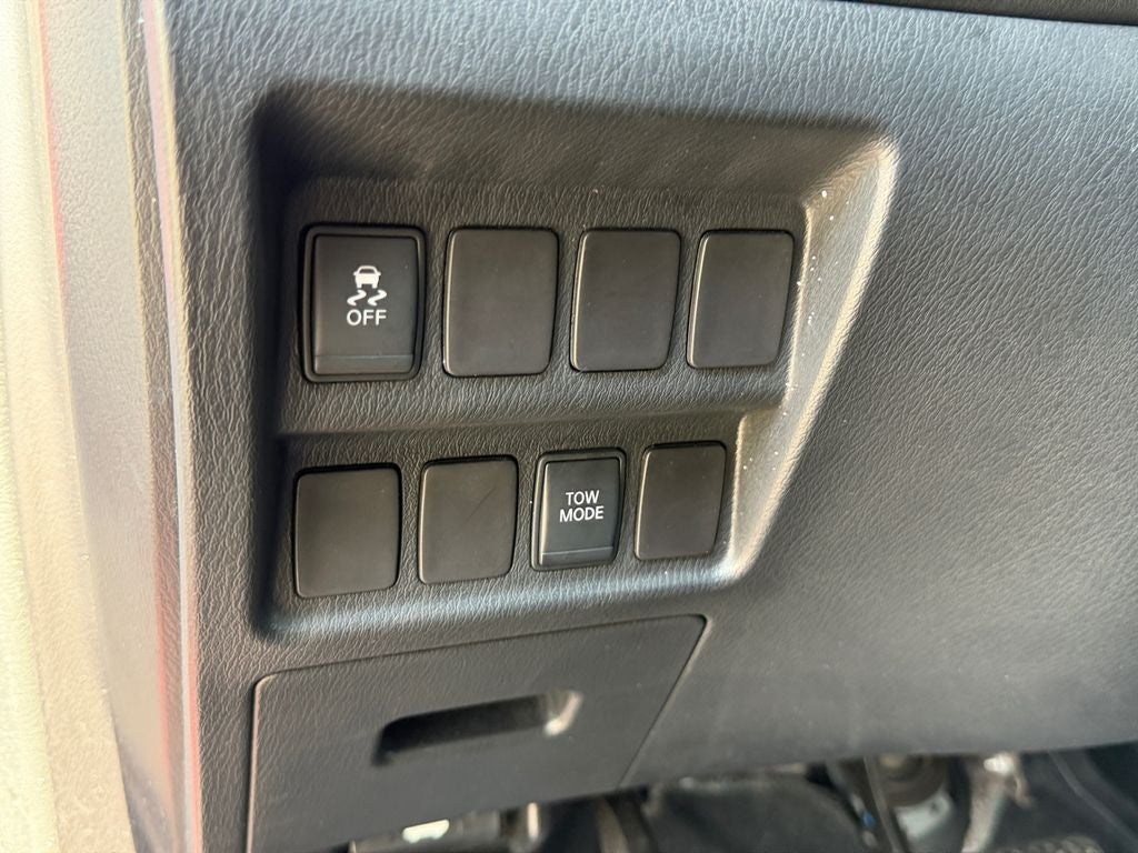 2015 Nissan Pathfinder SV