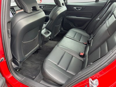2020 Volvo S60 T5 Momentum