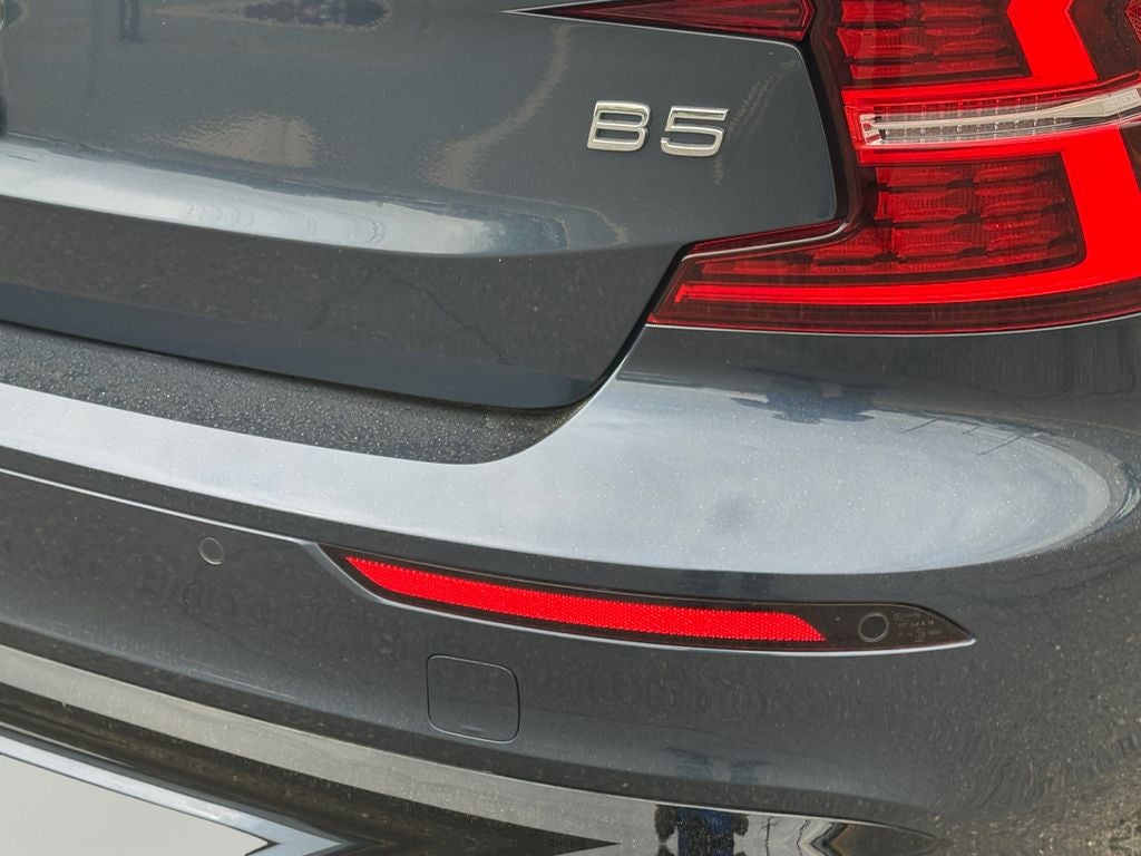 2025 Volvo S60 B5 Core Volvo Certified
