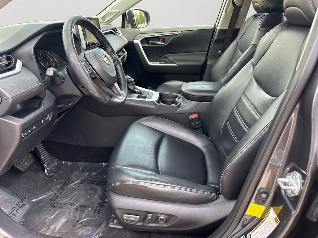 2019 Toyota RAV4 XLE Premium