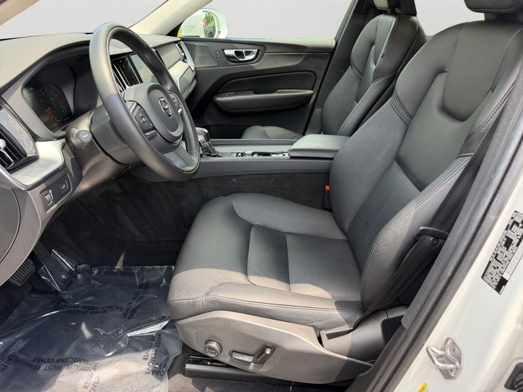 2019 Volvo XC60 T5 Momentum