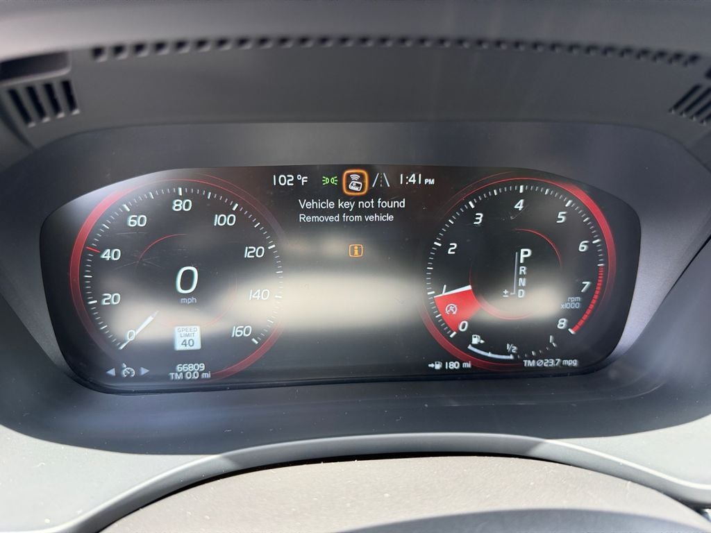2019 Volvo XC60 T5 Momentum