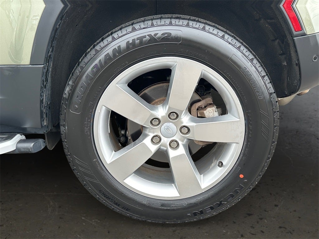 2023 Land Rover Defender 110 S