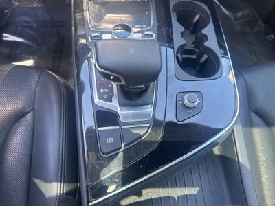 2019 Audi Q7 55 Premium Plus quattro