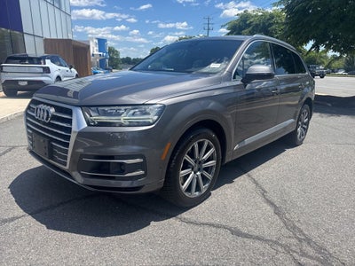 2019 Audi Q7 55 Premium Plus quattro