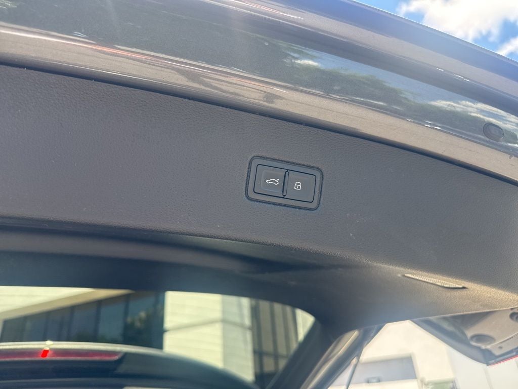 2019 Audi Q7 55 Premium Plus quattro