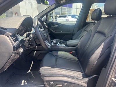 2019 Audi Q7 55 Premium Plus quattro