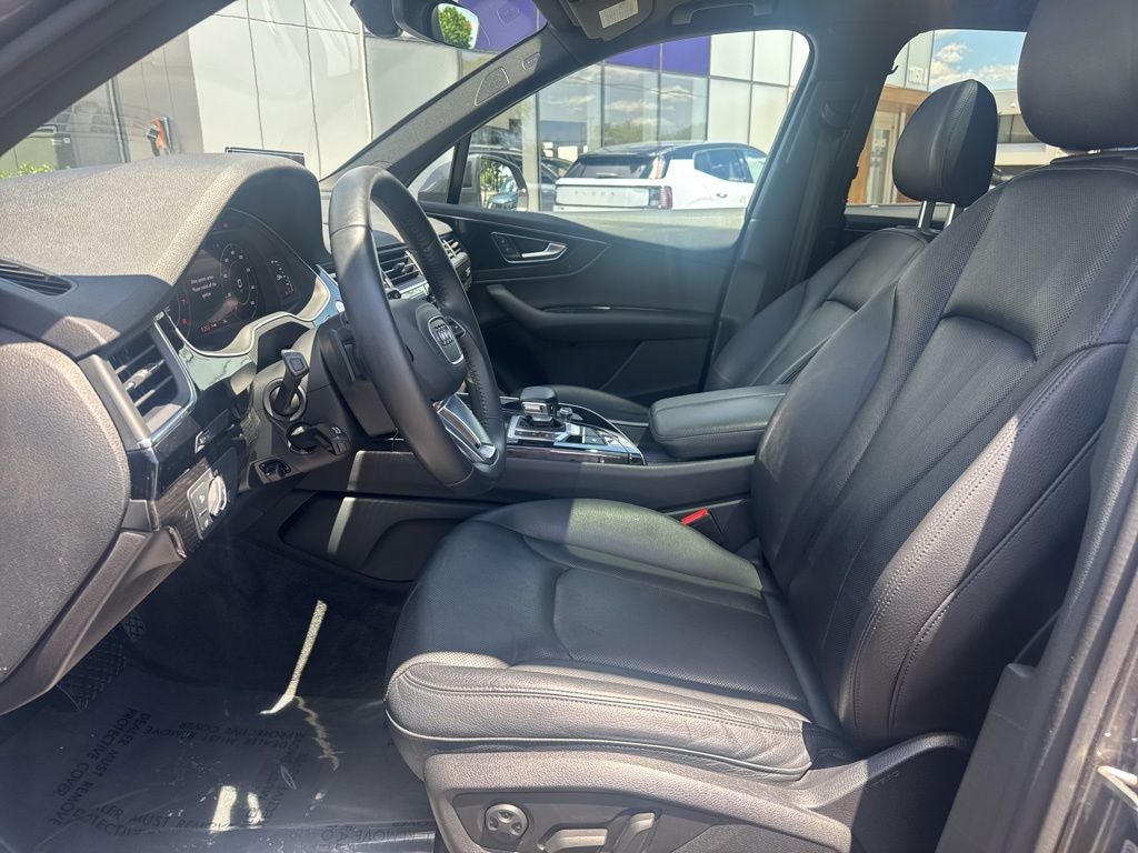 2019 Audi Q7 55 Premium Plus quattro